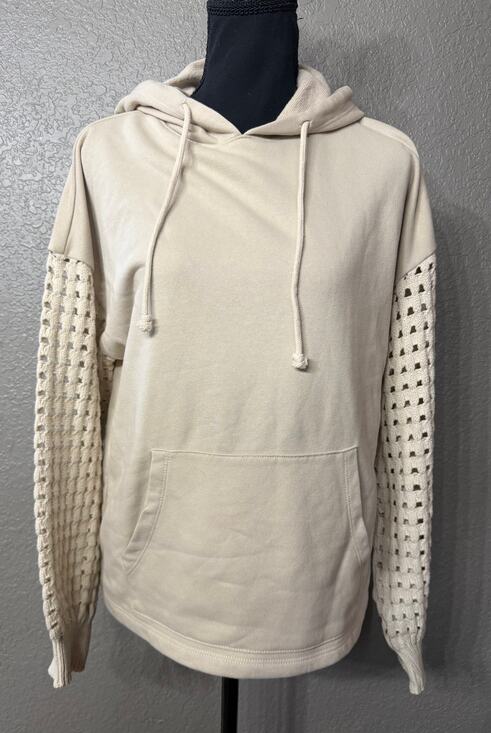 Time and Tru Sweaters - Time and Tru Womens Sz M Tan Crochet Knit Sleeve Hoodie Hooded Sweatshirt